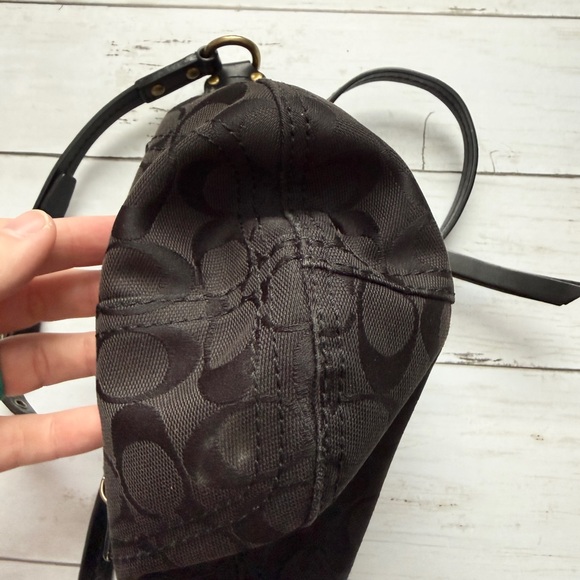 Vintage Coach Black Signature Jacquard Mini Crossbody Bag Y2K - Picture 7 of 9